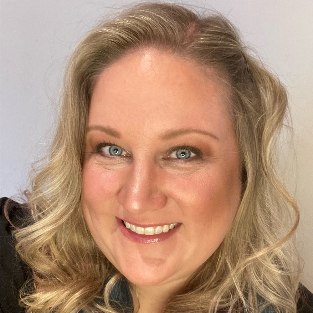Meet your Posher, Carrie